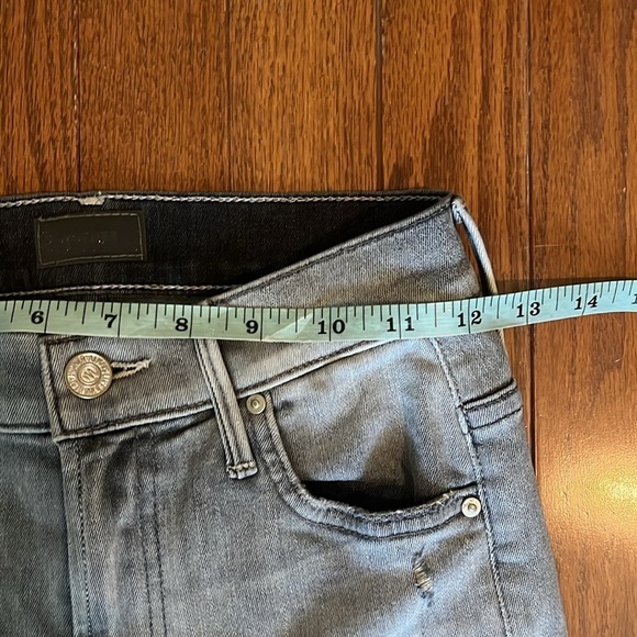 Mother Denim | Insider Crop Step Fray Best Left in the Shadows Sz 24/2 Gray Wash - Picture 12 of 14